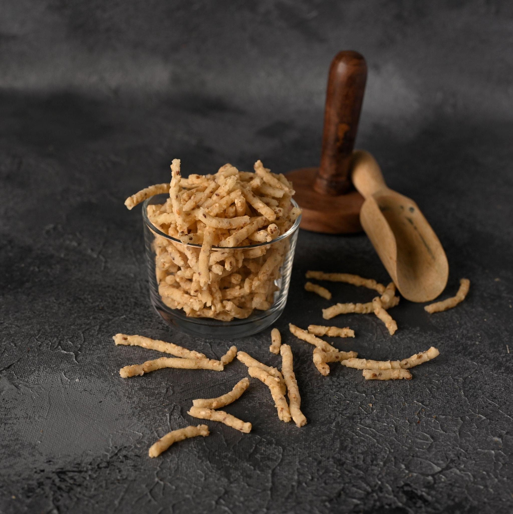 Sakinam Murukulu by Vellanki Foods
