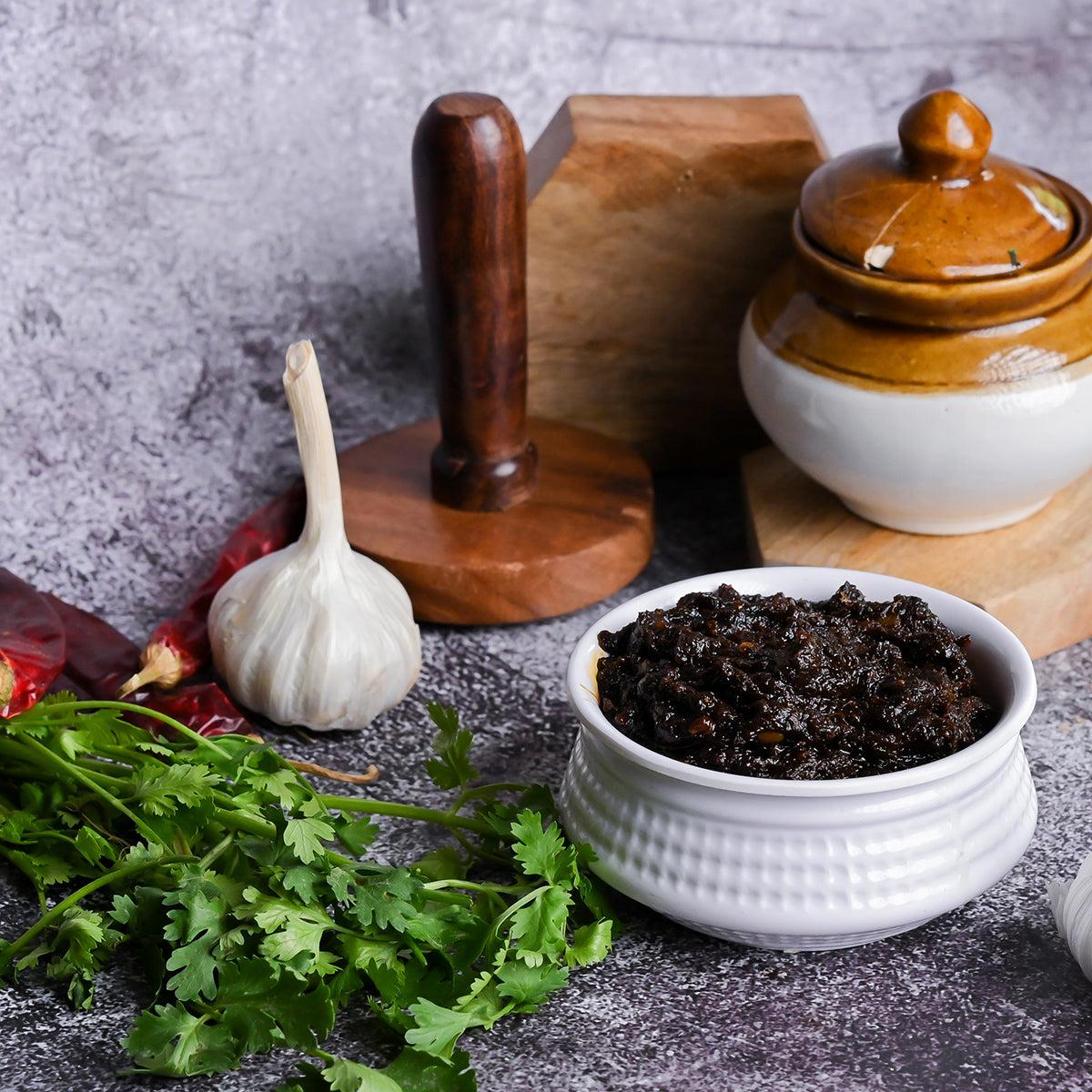 Kothimeera pickle (Coriander leaves) by Vellanki Foods